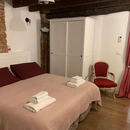 Casa Cimella, Un Nido Nel Cuore Del Porto Antico Cod Citra 010025-Lt-2629 Gênes Extérieur photo