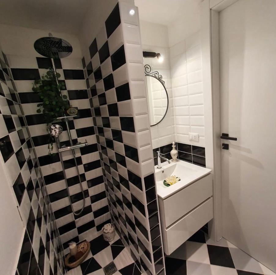 Casa Cimella, Un Nido Nel Cuore Del Porto Antico Cod Citra 010025-Lt-2629 Gênes Extérieur photo